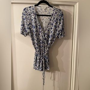 Lucky Brand Short Sleeve Wrap Around Top